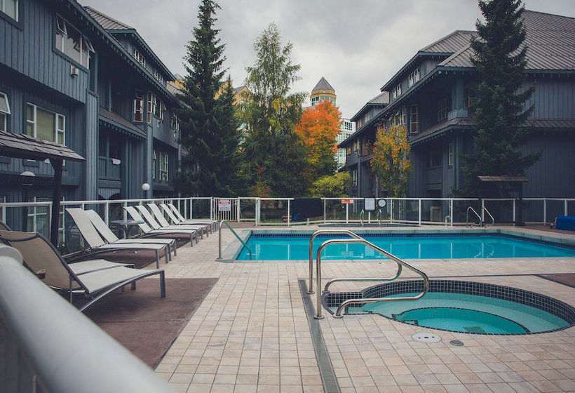 Glacier Lodge Luxury Condo | Whistler | British Columbia | Canada 4