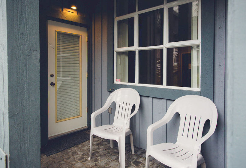 Glacier Lodge Luxury Condo | Whistler | British Columbia | Canada 5