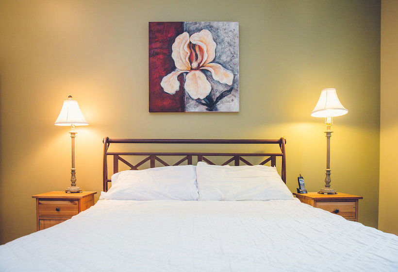 Glacier Lodge Luxury Condo | Whistler | British Columbia | Canada 6