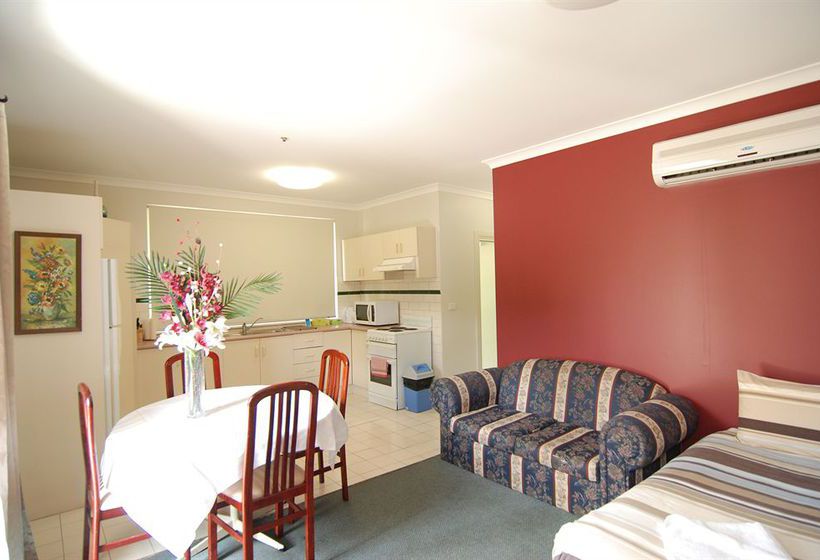 Motel Dolma | Melbourne | Victoria | Australia 13