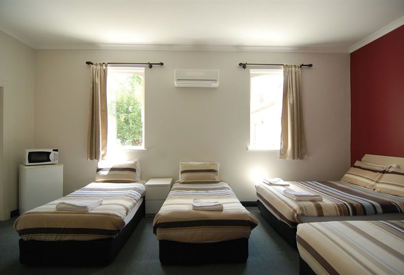 Motel Dolma | Melbourne | Victoria | Australia 18