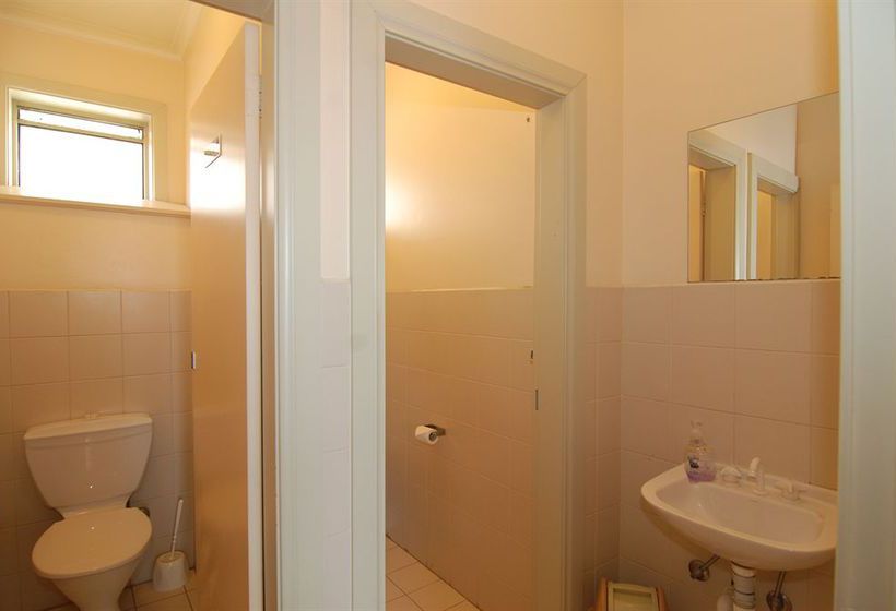 Motel Dolma | Melbourne | Victoria | Australia 9