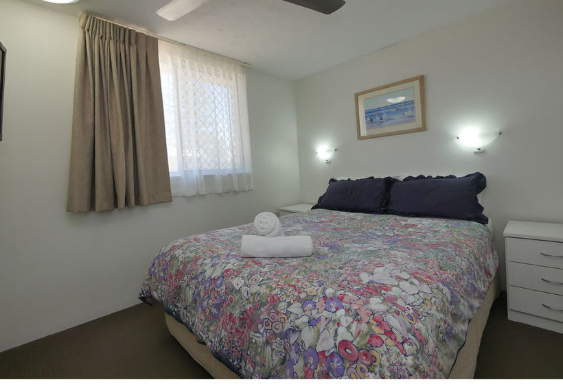 Merrima Court Holiday Apartments | Caloundra | Queensland | Australia 6