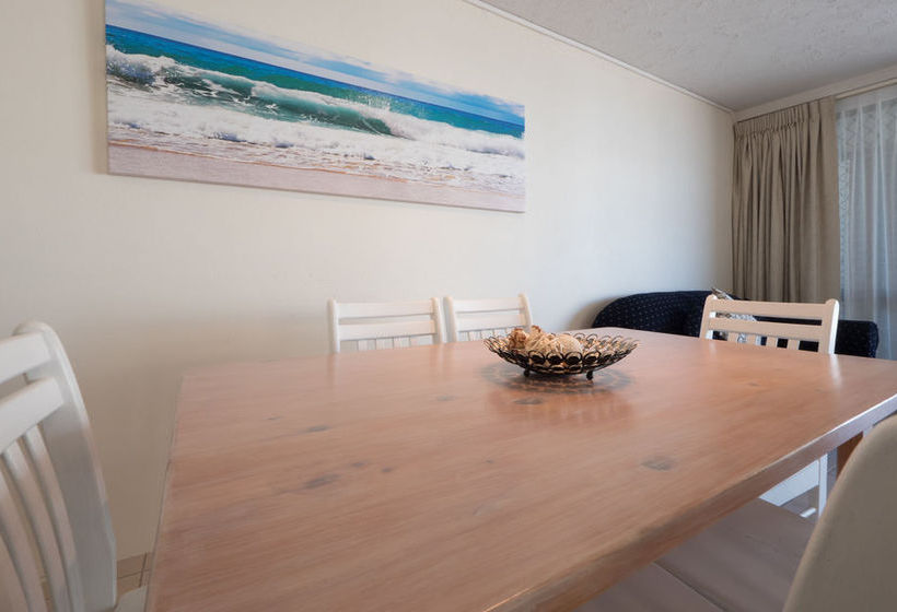 Merrima Court Holiday Apartments | Caloundra | Queensland | Australia 9