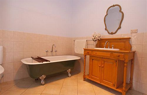 Charlie Bates Cottage | Penneshaw | South Australia | Australia 1