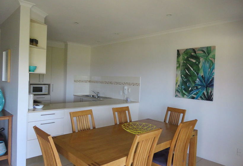 Sunseeker Lodge | Sunshine Beach | Queensland | Australia 9