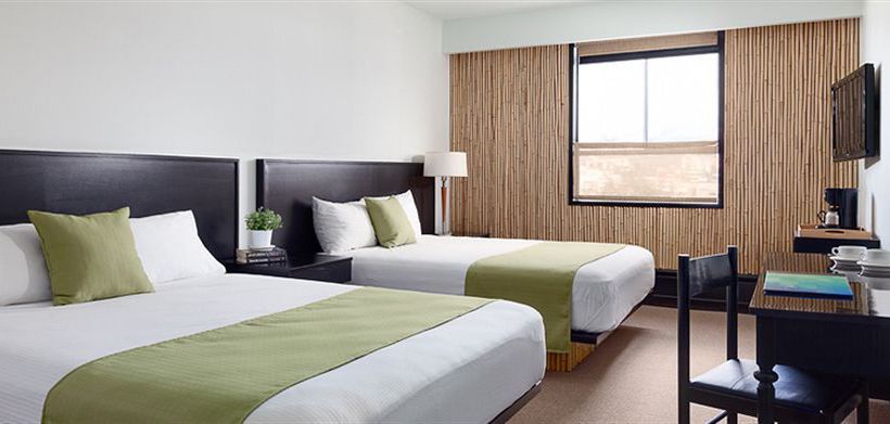 Hotel At The Waldorf | Vancouver | British Columbia | Canada 3