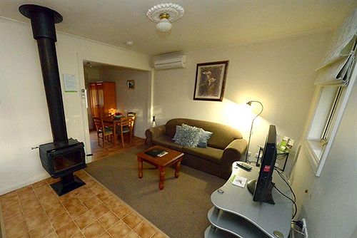 Bed and Breakfast Riesling Trail And Clare Valley Cottages | Clare | South Australia | Australia 12