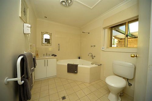 Bed and Breakfast Riesling Trail And Clare Valley Cottages | Clare | South Australia | Australia 2