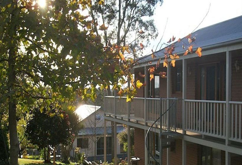 Hotel Cloverhill Hepburn Springs