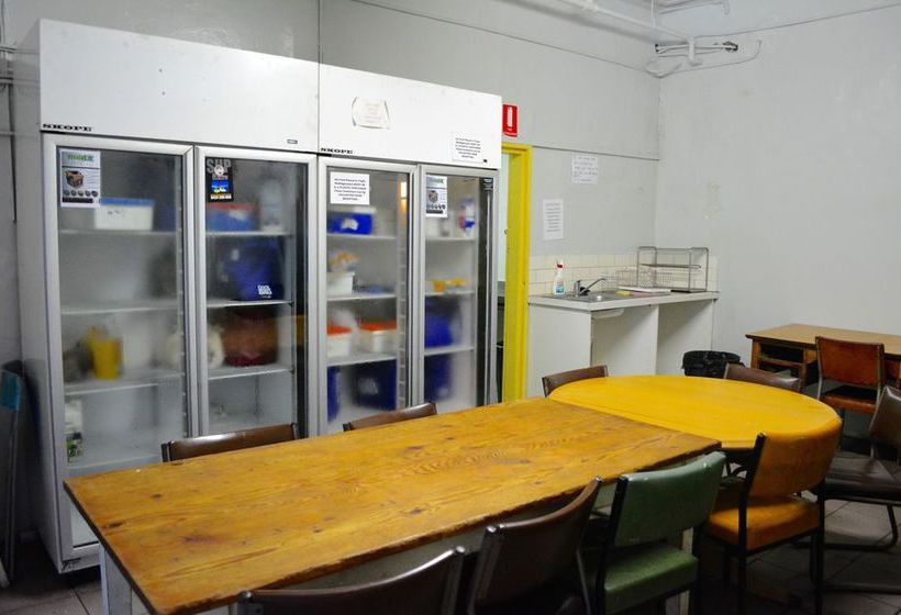 Hostel Oslo Hotel Backpackers | Saint Kilda | Victoria | Australia 12