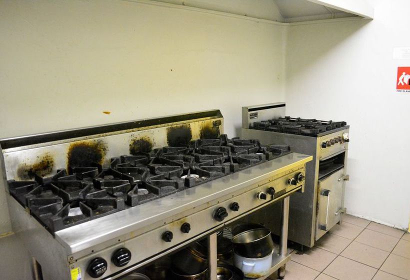 Hostel Oslo Hotel Backpackers | Saint Kilda | Victoria | Australia 15