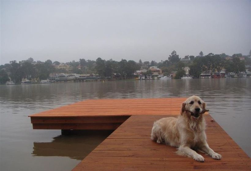 Hotel Eleven From The Left | Mannum | South Australia | Australia 1