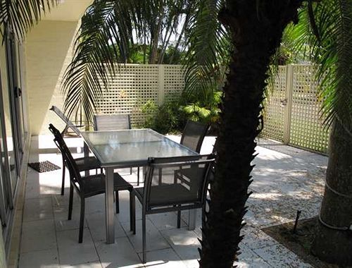 Hotel Le Court Villas | Noosa Heads | Queensland | Australia 4