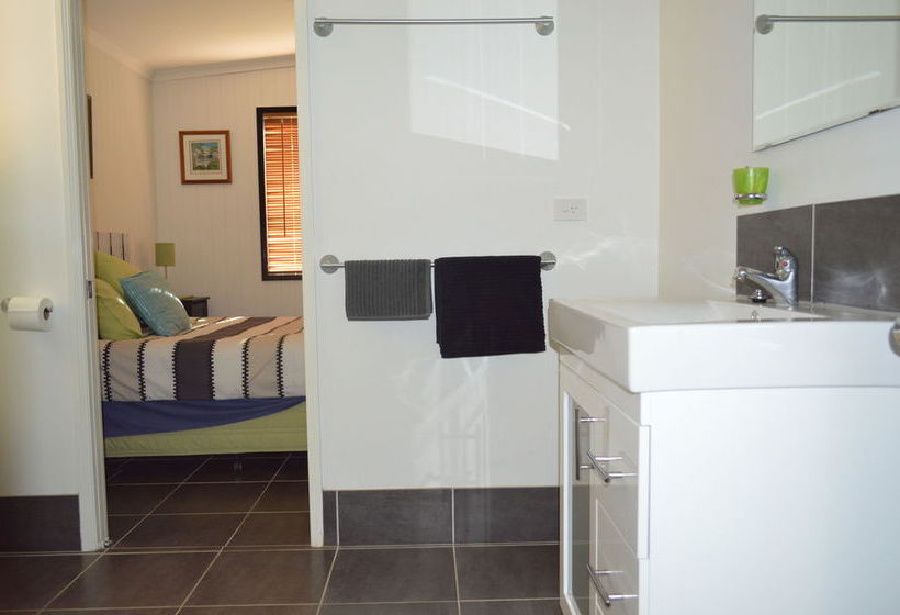 The Lovely Cottages | Agnes Waters | Queensland | Australia 11