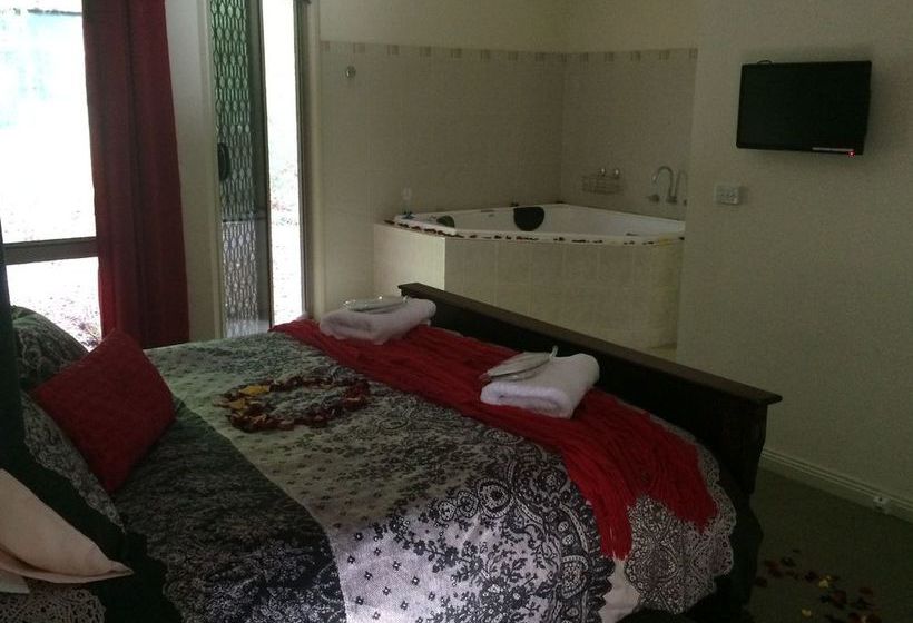 Wattle Tree Creek Cottages | Melbourne | Victoria | Australia 5