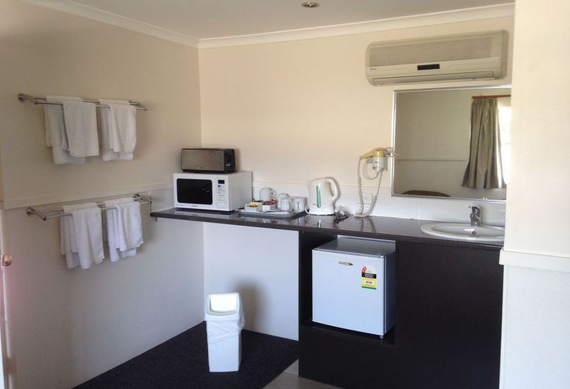 The Commercial Hotel Motel | Chinchilla | Queensland | Australia 3