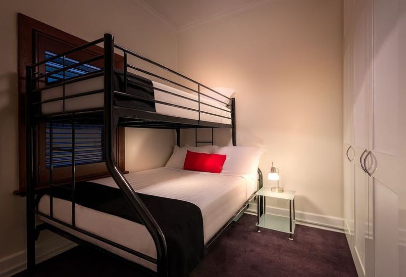 Como Court By Crest Hostel | Saint Kilda | Victoria | Australia 1