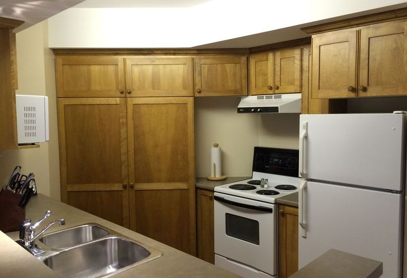 Marble Villa At Marble Mountain Resort | Corner Brook | Newfoundland and Labrador | Canada 2