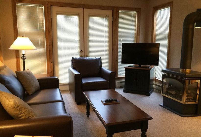 Marble Villa At Marble Mountain Resort | Corner Brook | Newfoundland and Labrador | Canada 3