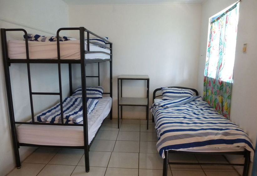 Lazy Duck Hostel | Cairns | Queensland | Australia 3