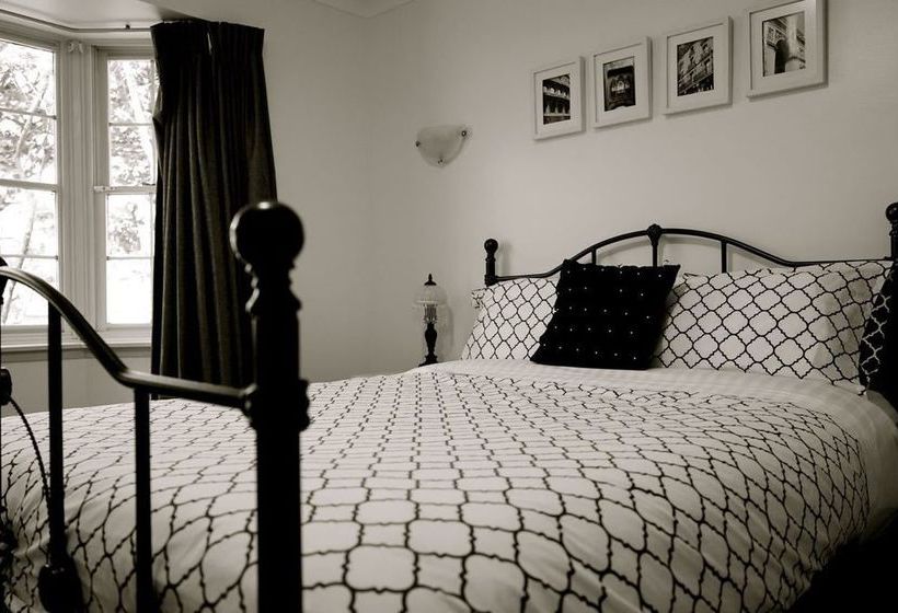 Hotel Leura Camellias | Leura | New South Wales | Australia 4