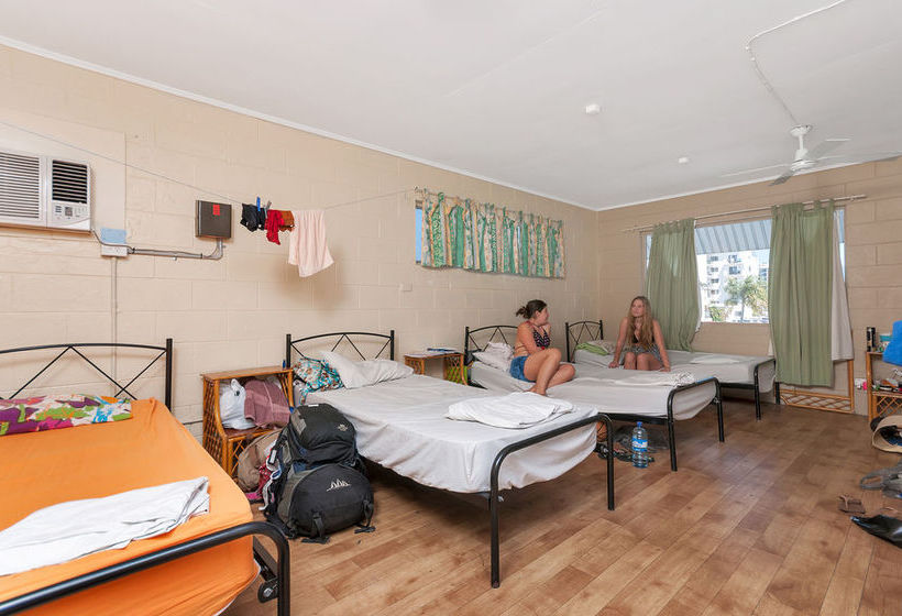 Hostel Reef Backpackers | Cairns | Queensland | Australia 9