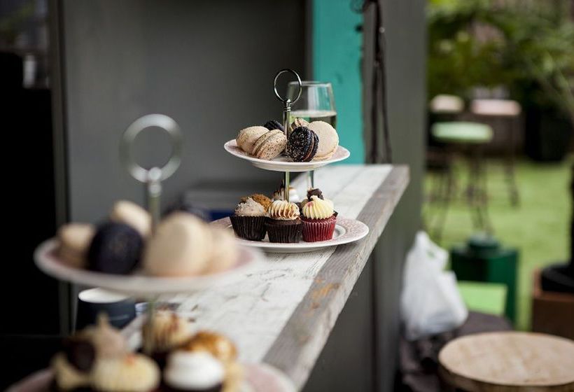 Hotel St. Jerome's - The | Melbourne | Victoria | Australia 17