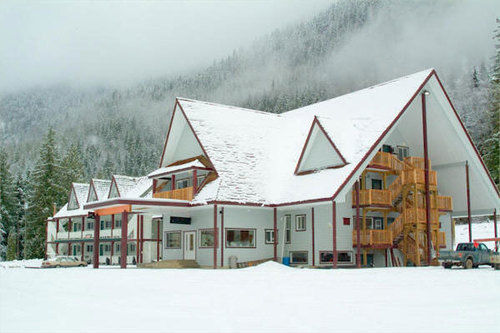 Hotel Peaks Lodge Revelstoke Columbia Británica