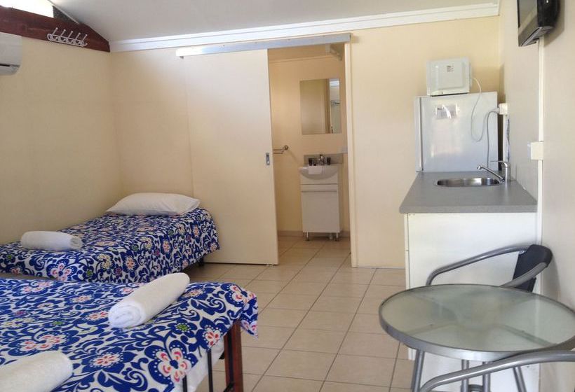 Hotel Palms Caravan Park | Torquay | Queensland | Australia 19