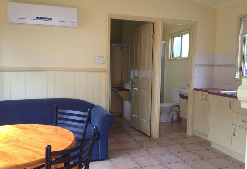 Hotel Palms Caravan Park | Torquay | Queensland | Australia 6