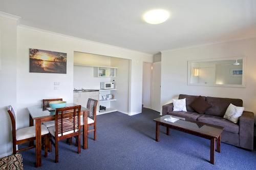 Regency Waterfront Motel | Noosaville | Queensland | Australia 12