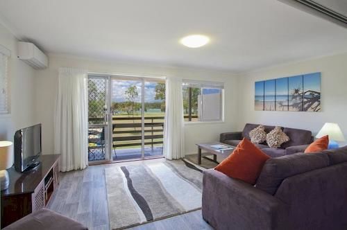 Regency Waterfront Motel | Noosaville | Queensland | Australia 14