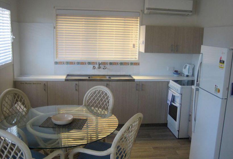 Regency Waterfront Motel | Noosaville | Queensland | Australia 7