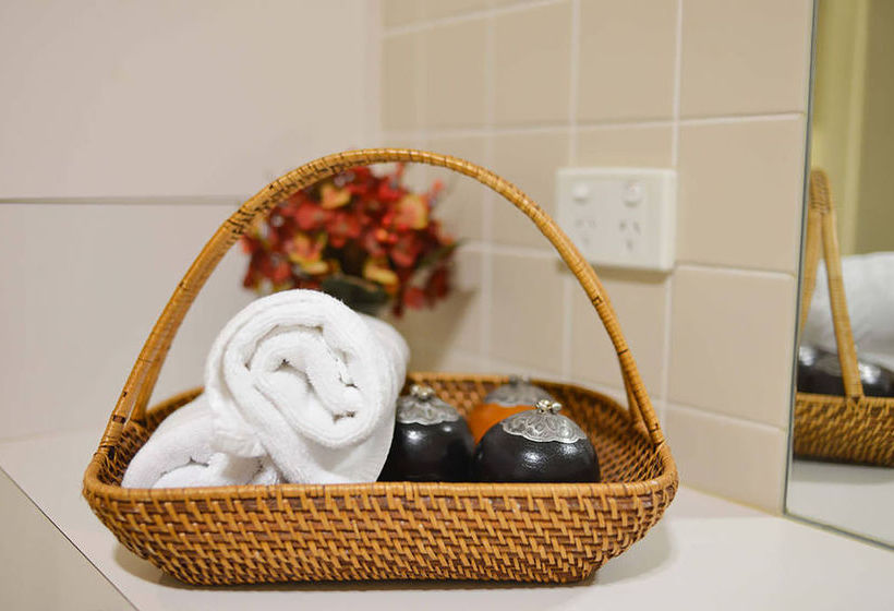 Anchor On Little Collins | Melbourne | Victoria | Australia 5