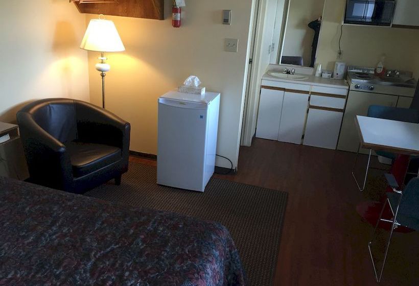 Northern Lites Motel | Yellowknife | Northwest Territories | Canada 3