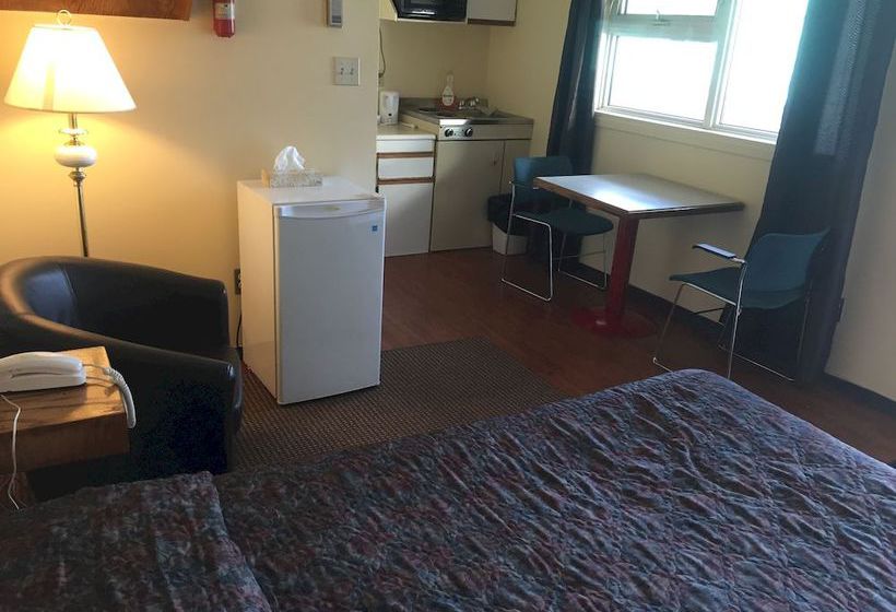 Northern Lites Motel | Yellowknife | Northwest Territories | Canada 5