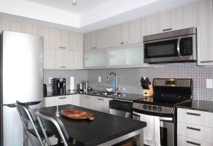 Hotel Aoc Suites - Penthouse Condo | Toronto | Ontario | Canada 2