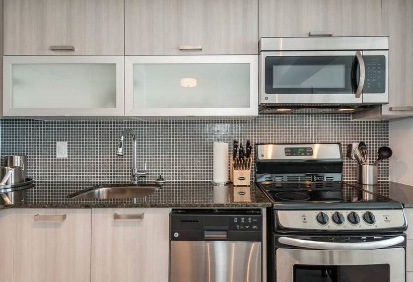 Hotel Aoc Suites - Penthouse Condo | Toronto | Ontario | Canada 3