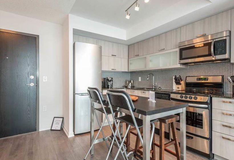 Hotel Aoc Suites - Penthouse Condo | Toronto | Ontario | Canada 4