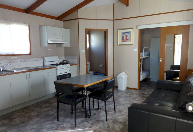 Hotel Bluegums Riverside Holiday Park | Eildon | Victoria | Australia 13