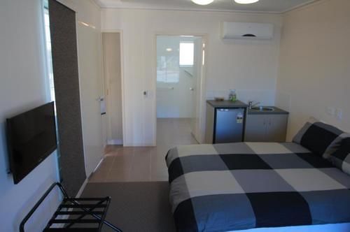 Motel Black Rock Inn | Blackwater | Queensland | Australia 1