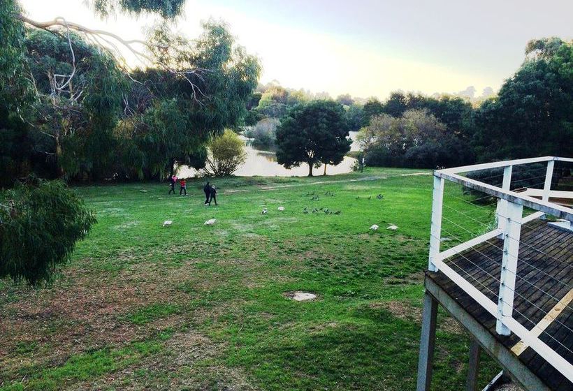 Lakeside Spa Villa Daylesford | Daylesford | Victoria | Australia 8