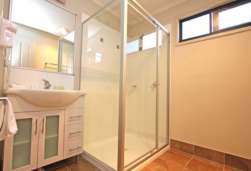 Hotel Broadwater Tourist Park | Southport | Queensland | Australia 6