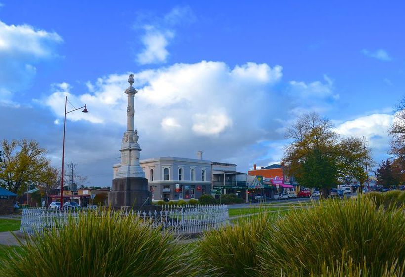 Hotel The Deck Quarters | Mansfield | Victoria | Australia 11