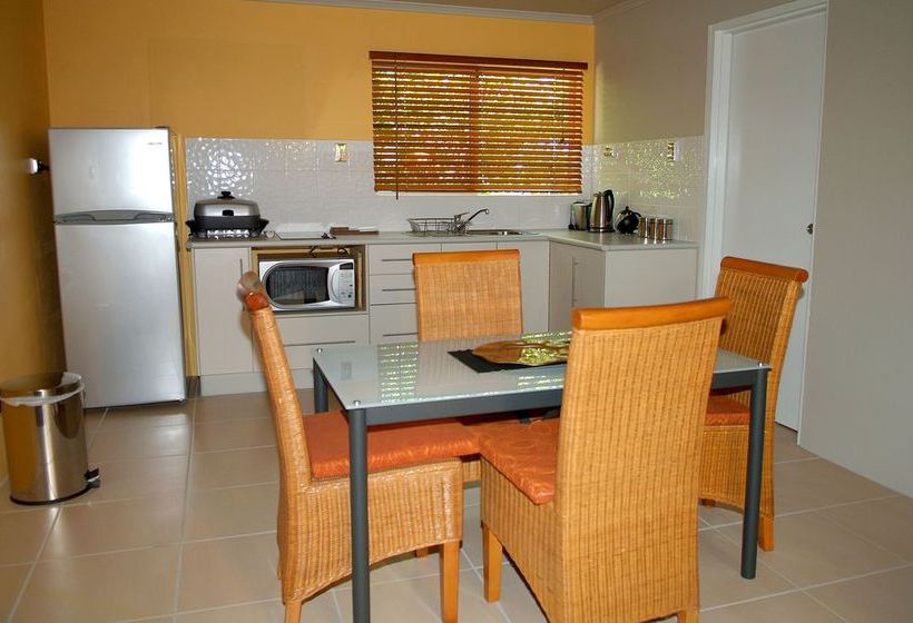 Magnetic Island Holiday Units | Picnic Bay | Queensland | Australia 6