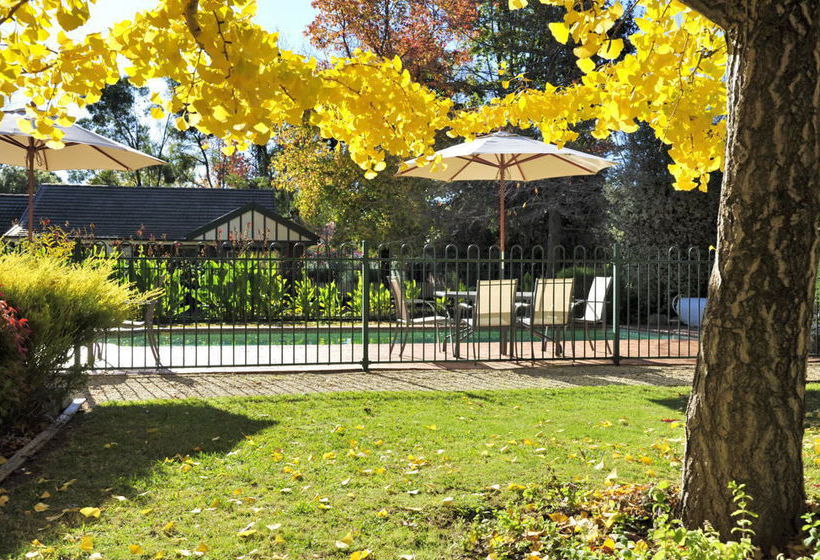 The Silver Birches | Bright | Victoria | Australia 14