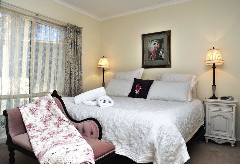 The Silver Birches | Bright | Victoria | Australia 4