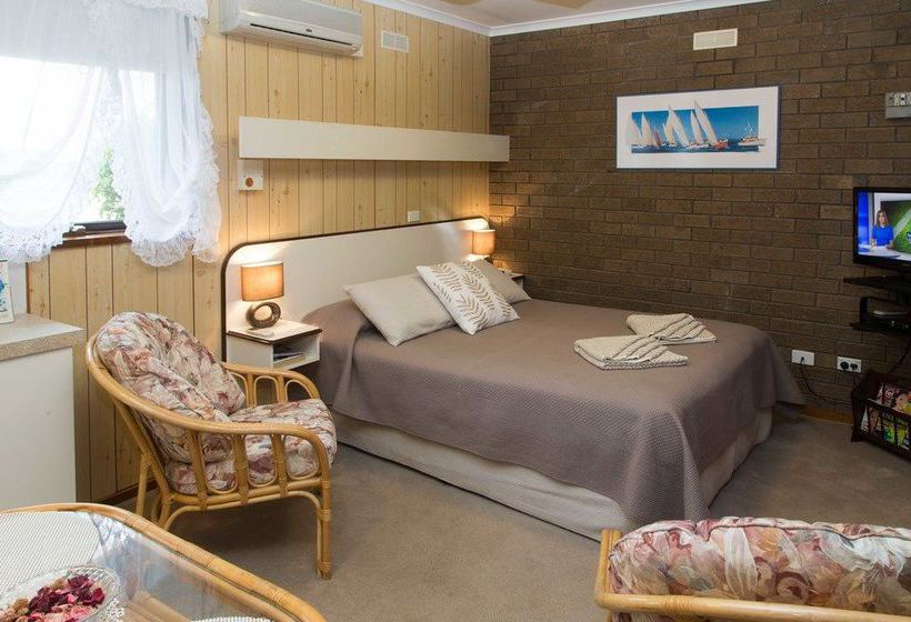 Sandpiper Holiday Apartments | Lakes Entrance | Victoria | Australia 10