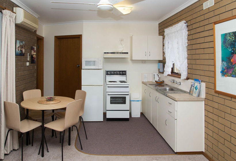Sandpiper Holiday Apartments | Lakes Entrance | Victoria | Australia 6